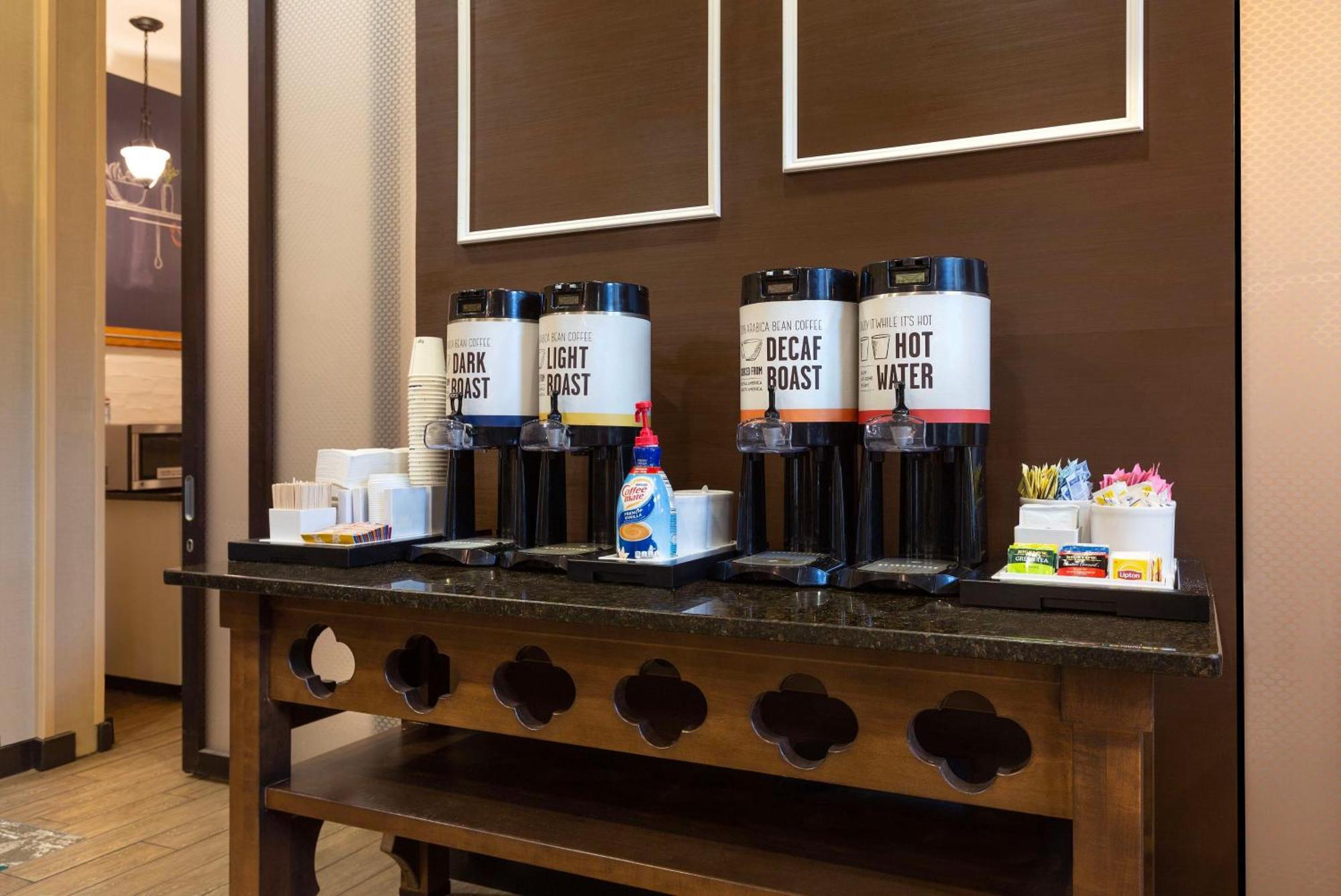 Hampton Inn Belmont At Montcross Buitenkant foto